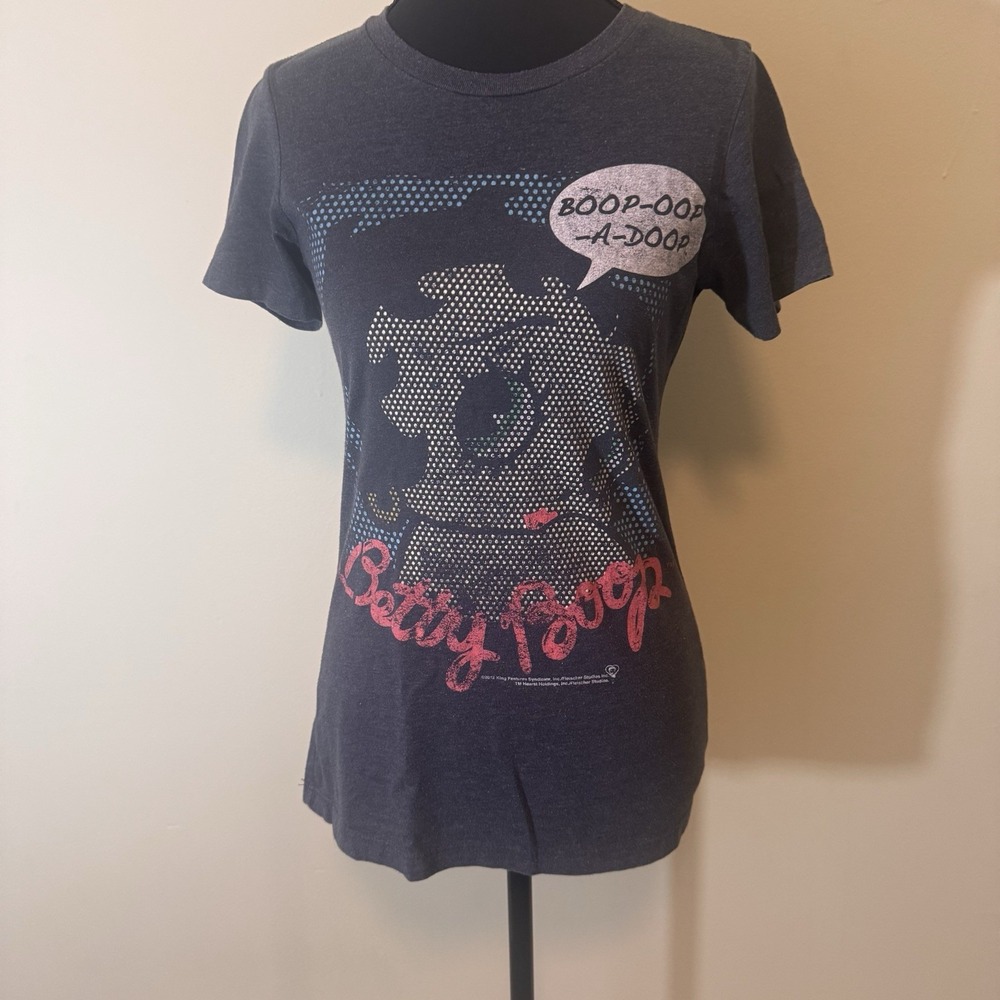 Betty Boop T-shirt Rare Graphic Print From 2102 Comic Style Women's‎ Size Small